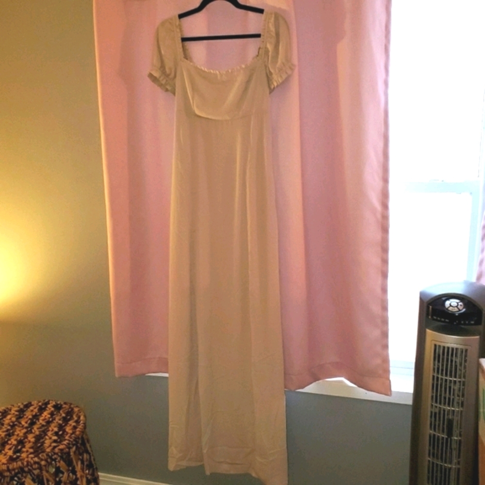 Show Me Your Mumu XS Brittany Maxi Dress in CREAM/TAN NWT